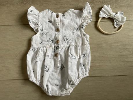 Krásny set opaľovačky a čelenka, 80