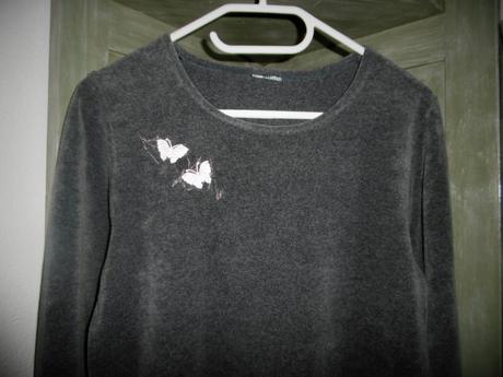 Velúrový pulovrík, 158