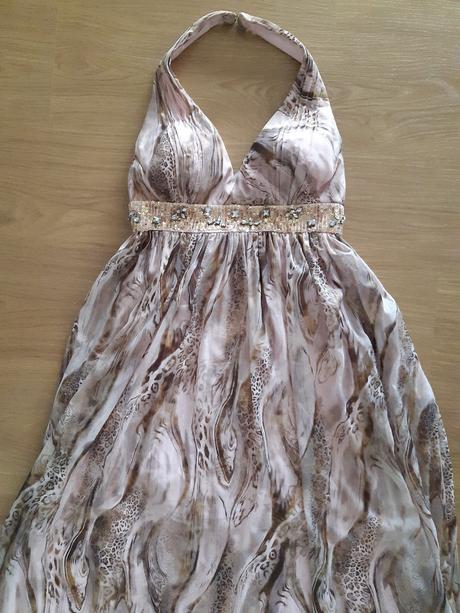 Spoločenské šaty, 38