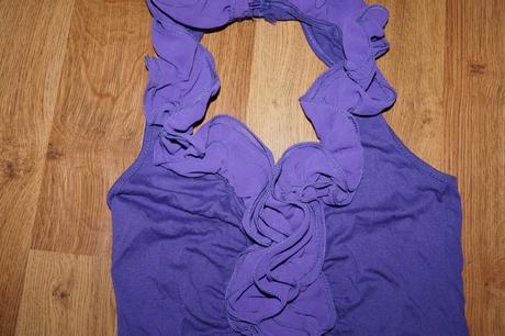 Predlženy top s holým chrbátom, 