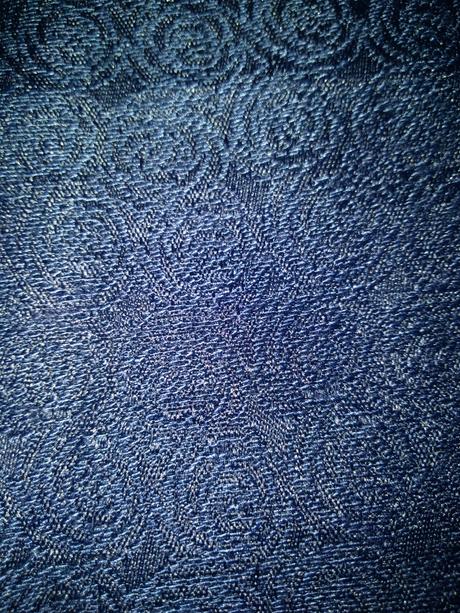 Elegantné tmavomodré šaty, 104