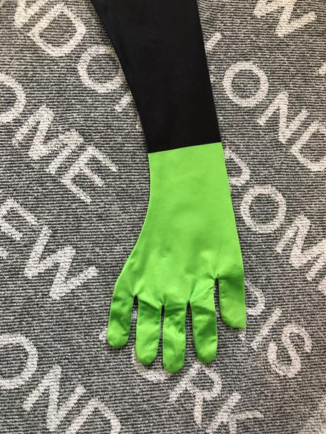 Dievcensky kostym kim possible 10-12 rokov,