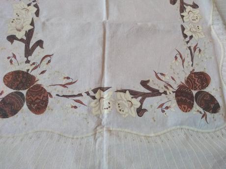 Veľkonočný obrus 92x92 - 10 eur,