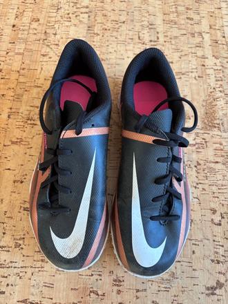 Turfy phantom, nike,33