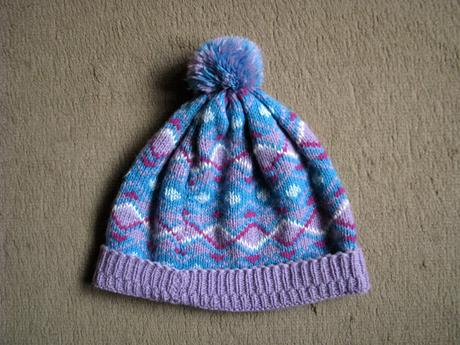 Ručne pletená a vyšívaná čiapka, m