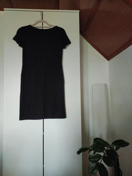 Čierne tričkové šaty, h&m,s