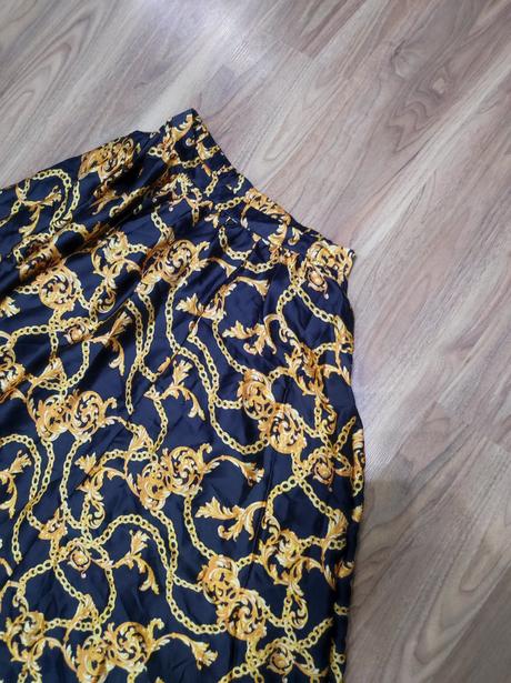 Spolocenska sukna, urban rascals,l