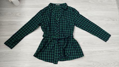 Karovana zelená košeľa, gate,l