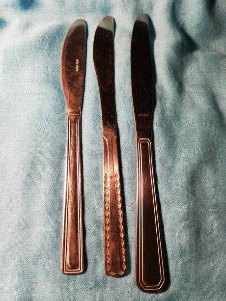 Staré príborové nože, 