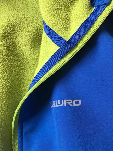 Softshellova bunda vrátane postovneho, lewro,152