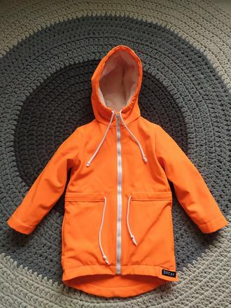 Zimní softshellová bunda podšitá beránkem, 110