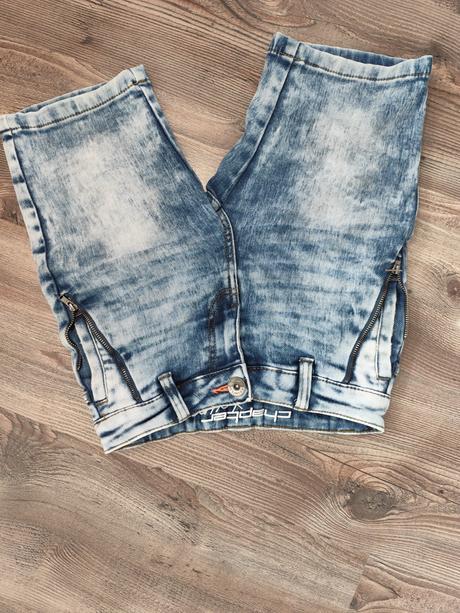 Riflové kraťasy, chapter young,134