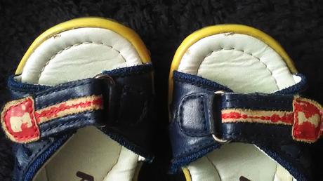 Tmavomodré sandálky-darujem k nákupu, skippy,23