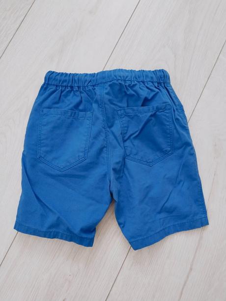 Šortky next, next,104