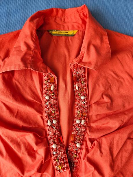 Červená blúzka s korálkami, calliope,m