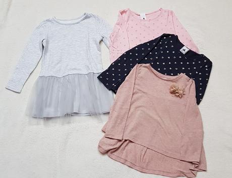 Šaty, natelníky, 104–116