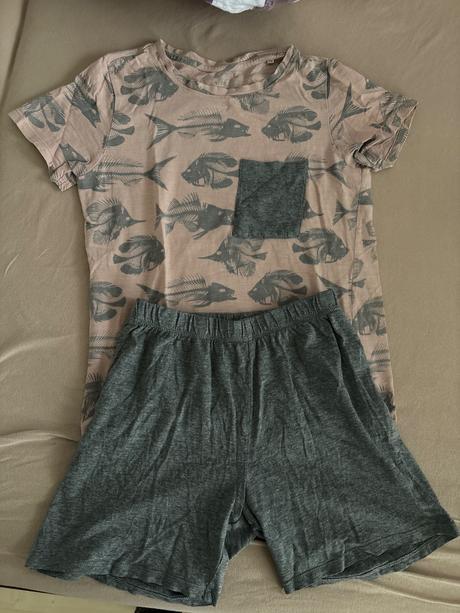 Pyžamo, reserved,134