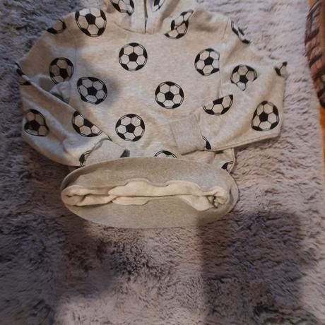 122/128 futbalová mikina + tepláky zdarma, h&m,122