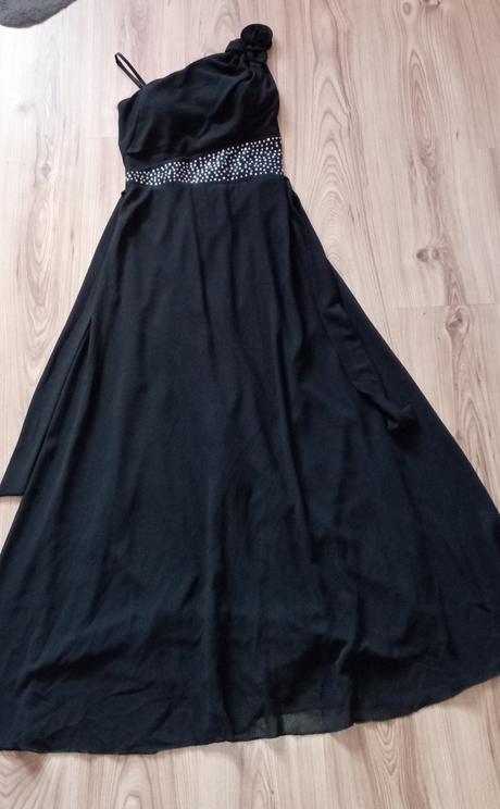 Spoločenské šaty, 