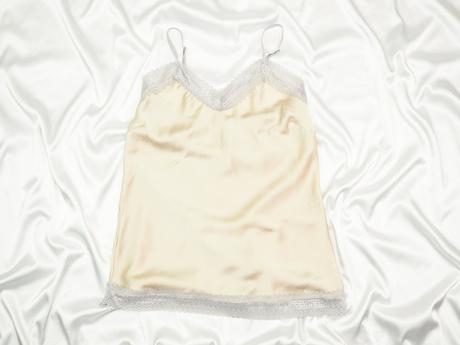 Kvalitný saténový top new collection, s