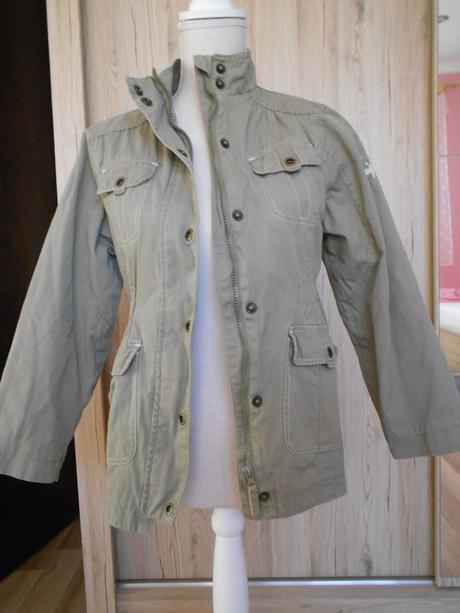 Dievčenská bunda, c&a,146