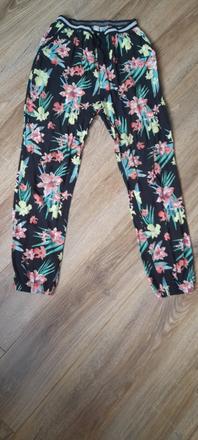 Letné nohavice, tu,146