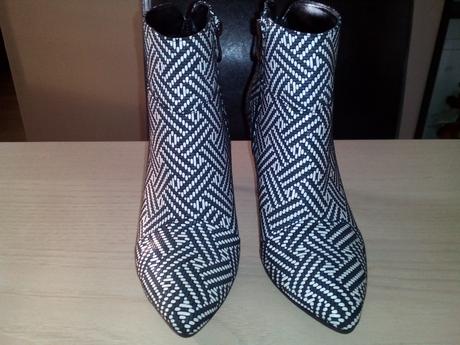 Kožené členkové čižmičky v.39,5 - nové, 39