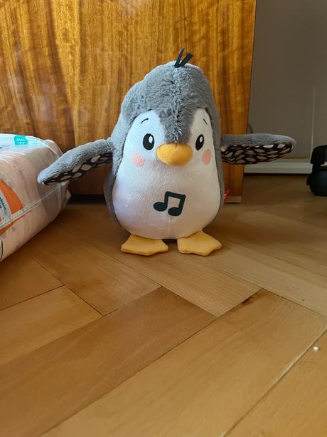 Fisher price hrajúci tučniak,