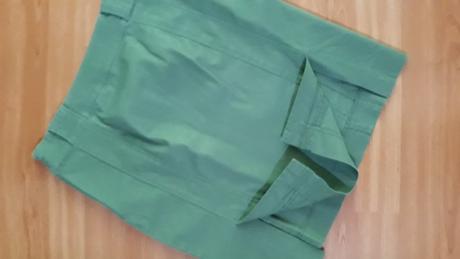 Sukne reserved, reserved,38