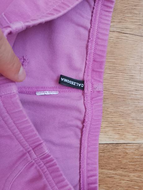 Džegíny calzedonia, calzedonia,146