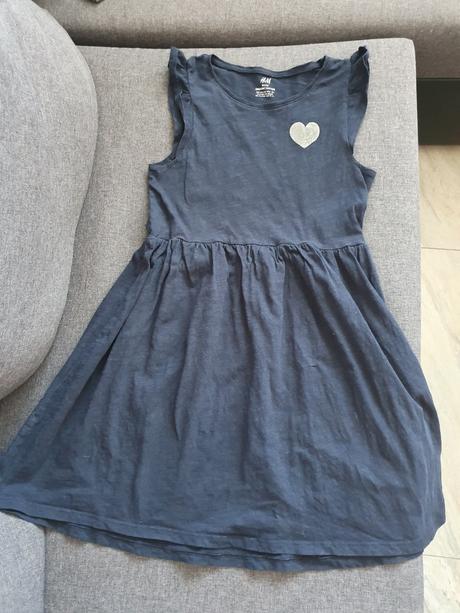 Tmavomodré šaty so srdiečkom, h&m,134