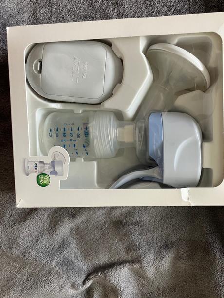 Odsavacka avent elektronická 2x použitá, 