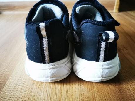 Botasky, skechers,35