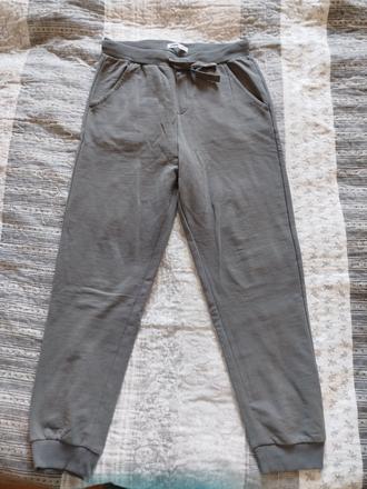 Tepláky, sinsay,140