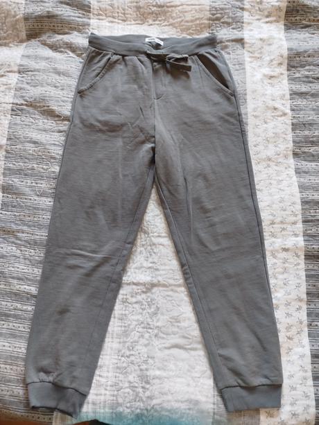 Tepláky, sinsay,140