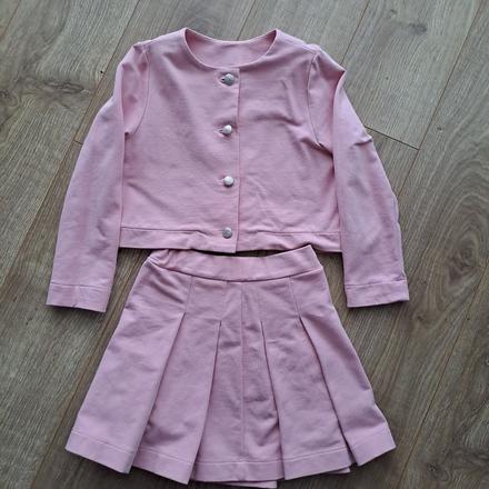 Dievčenská súprava-kostým, 116