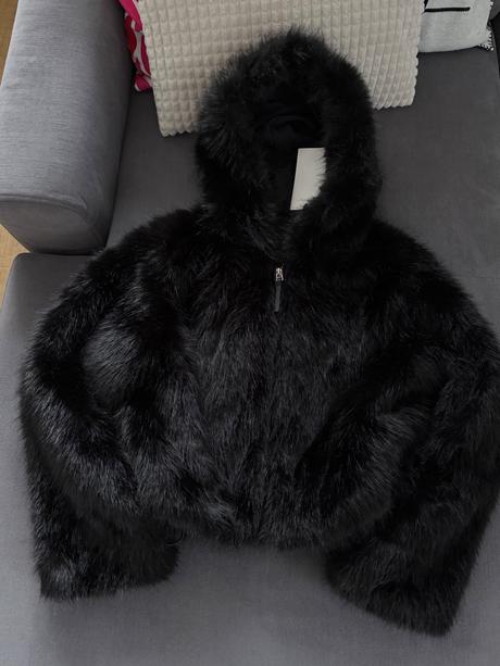 Kožušinova bunda s kapucňou zara, zara,m