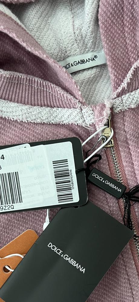 Dolce&gabbana nová mikina s vysackami vel.4, 104