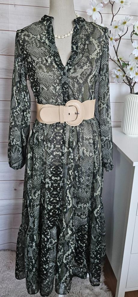 Krásne lahulinké šaty, s