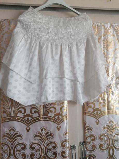 Volánový crop top, 40