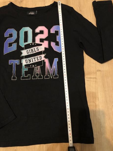 Čierne tričko, takko,146