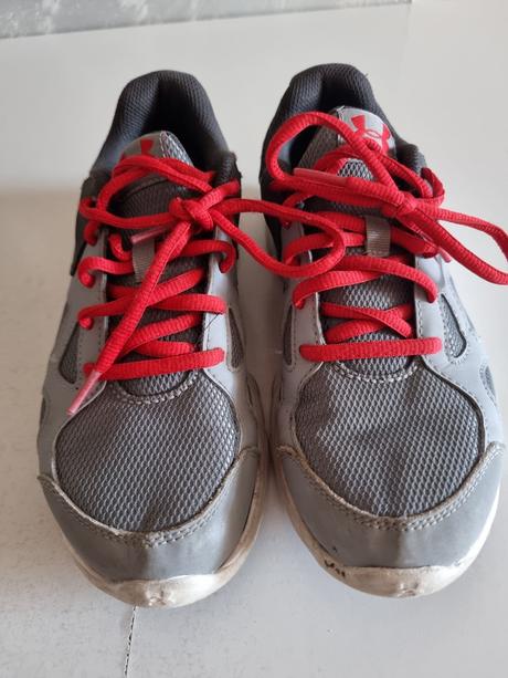 Trnisky, under armour,38