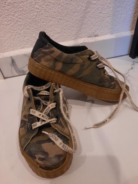 Tenisky, reserved,31