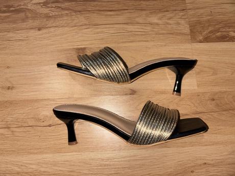 Zlaté vsuvky 37, 37