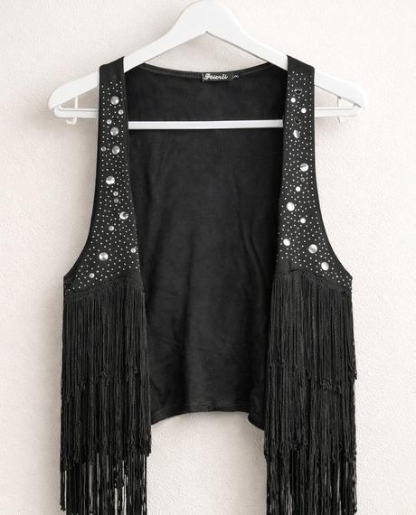 Dámska čierna vesta s strapcami, l