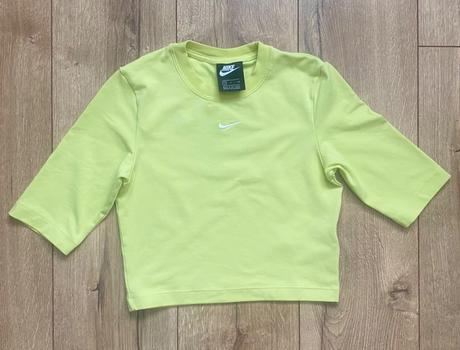Nike crop top, nike,s