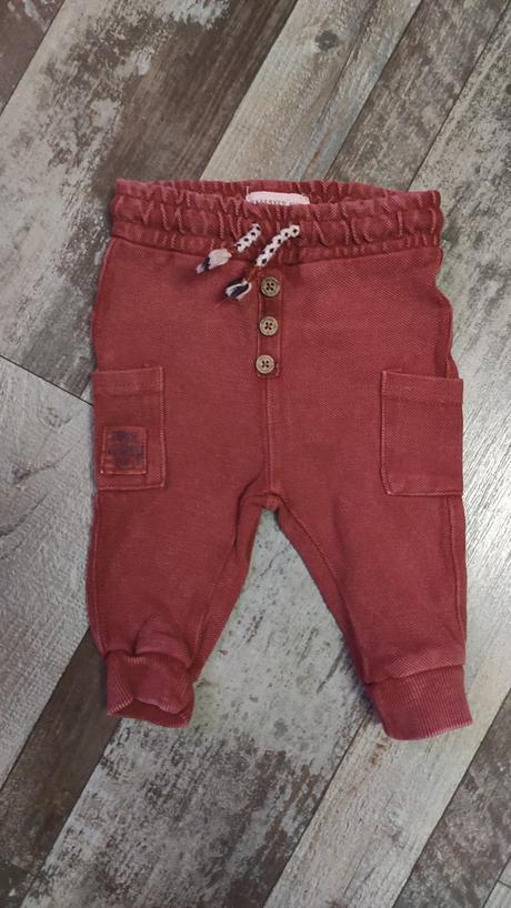 Nohavice, reserved,62