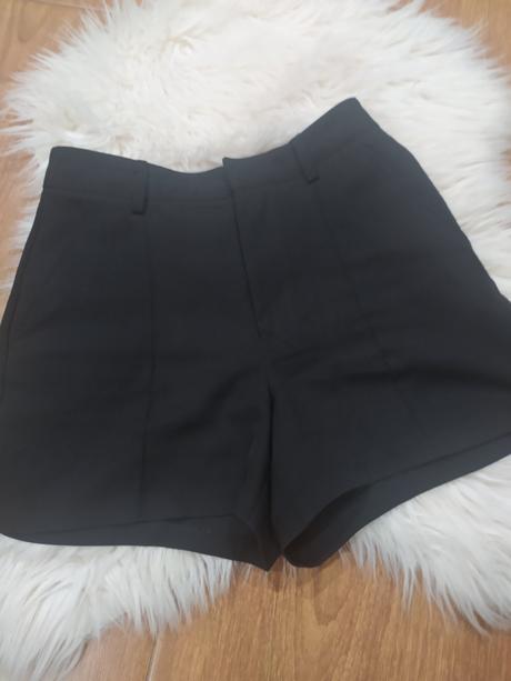 Šortky, sinsay,158