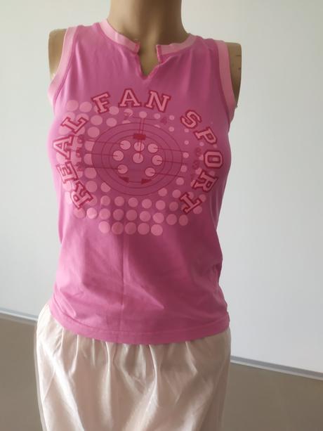 C277 2 tricko  velkost   xs len oprate, xs