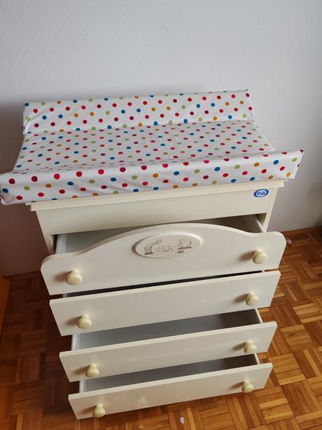 Prebaľovacia komoda s vaničkou, 
